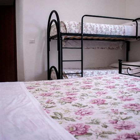 B&B Villa Susanna ชิวิตาเวกเกีย ภายนอก รูปภาพ