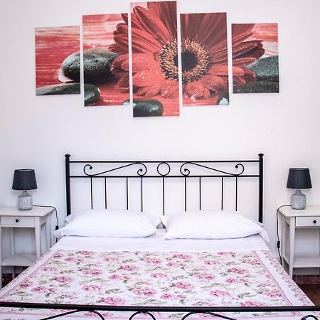 B&B Villa Susanna ชิวิตาเวกเกีย ภายนอก รูปภาพ