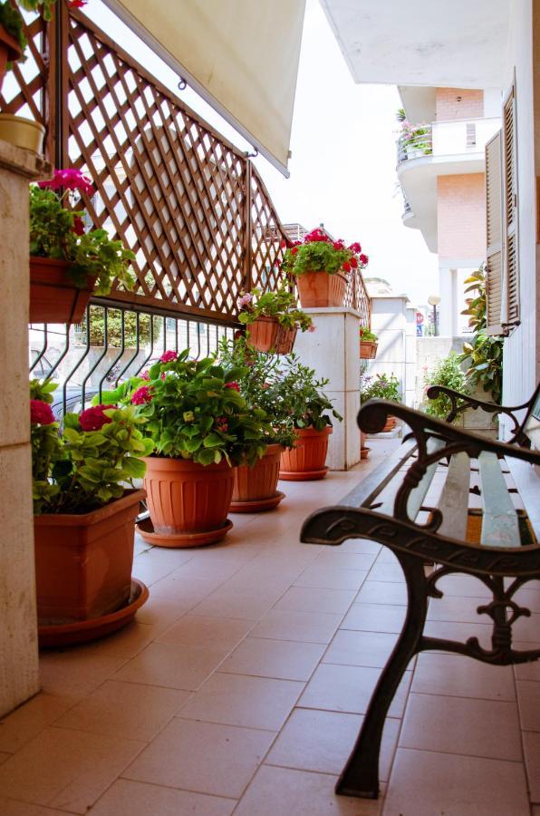 B&B Villa Susanna ชิวิตาเวกเกีย ภายนอก รูปภาพ