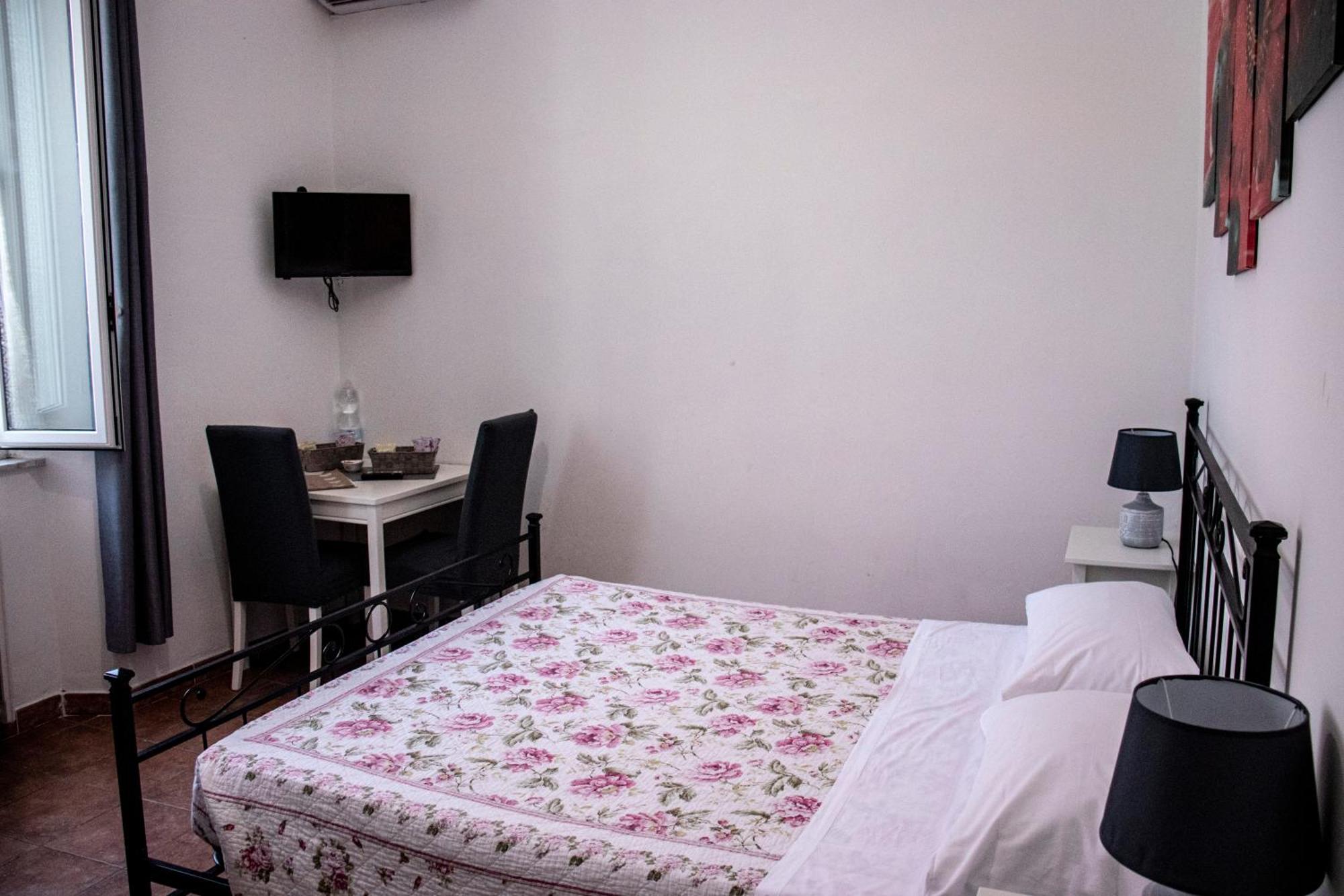 B&B Villa Susanna ชิวิตาเวกเกีย ภายนอก รูปภาพ